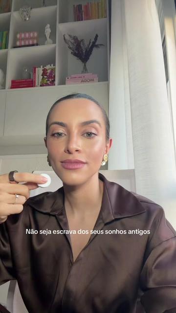 @Dra Julia Vasconcellos