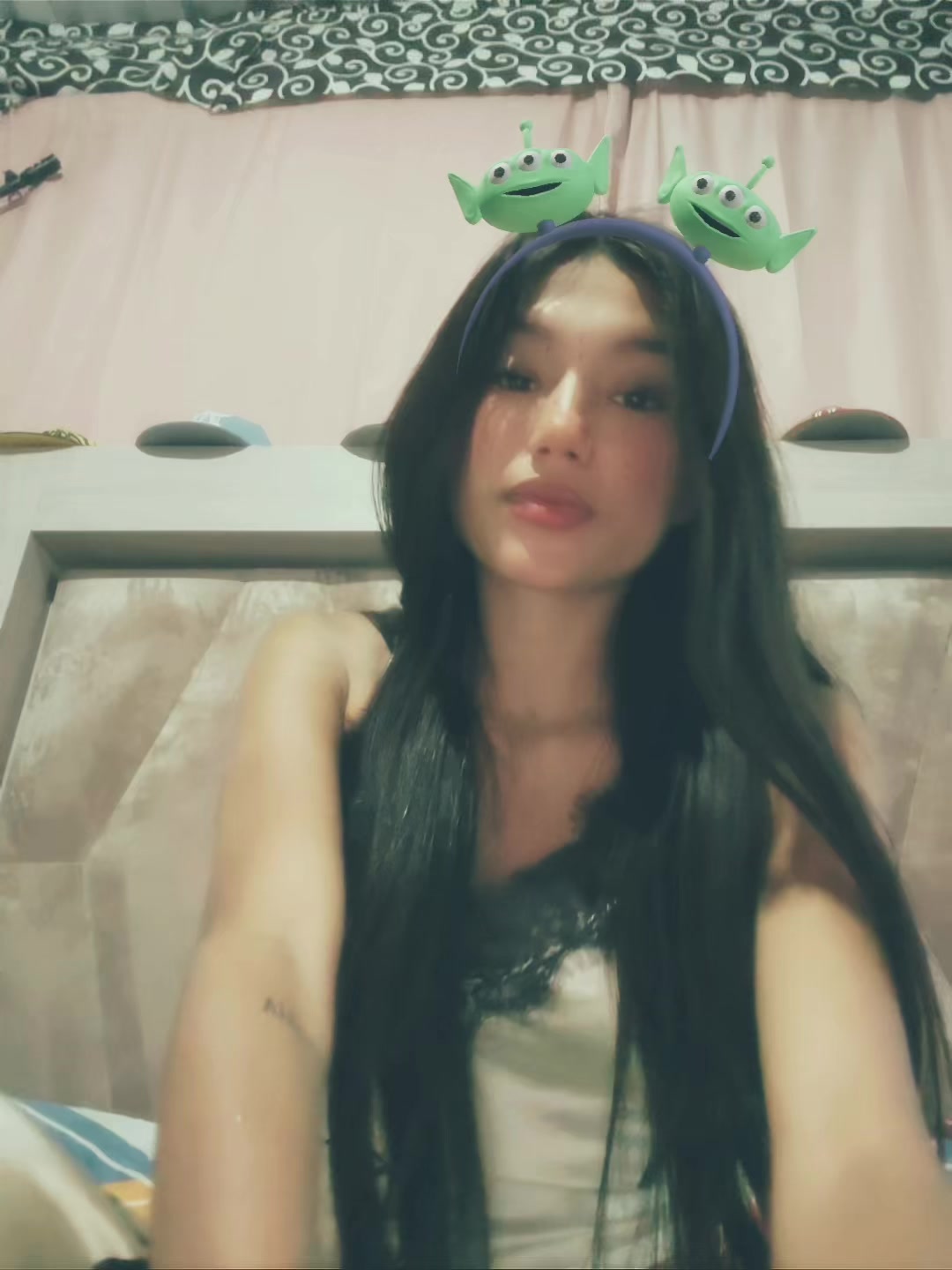 @Valeska🕷️