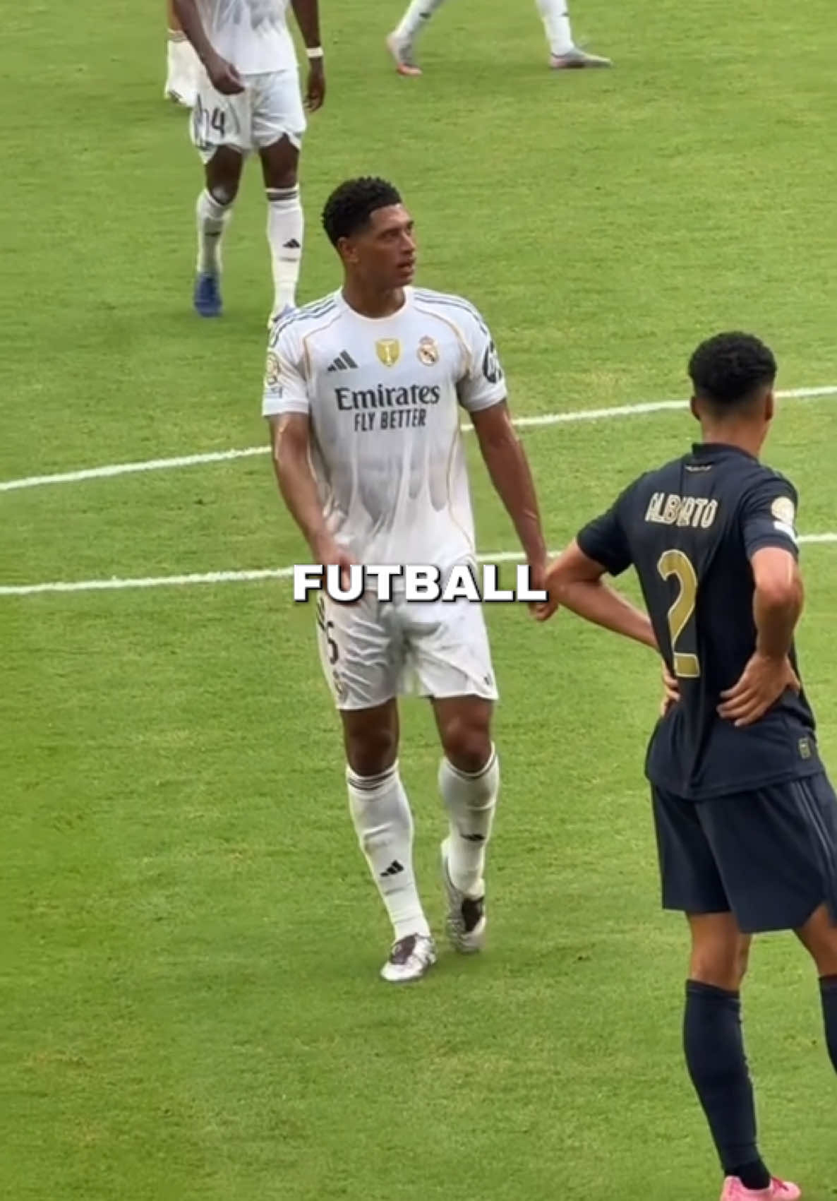 @Botond | Complex Football