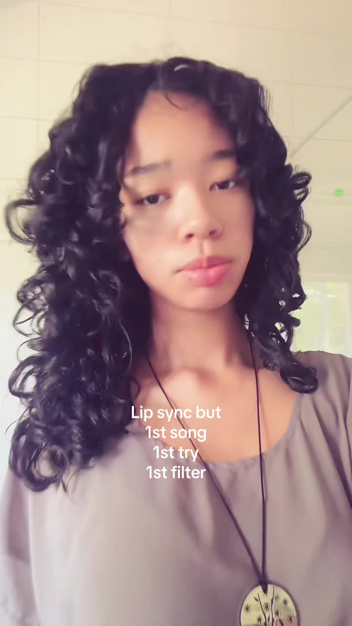 @𑣲𝐿