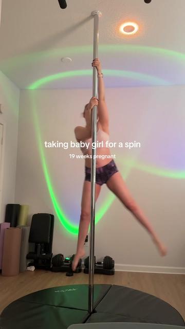 @poledazee