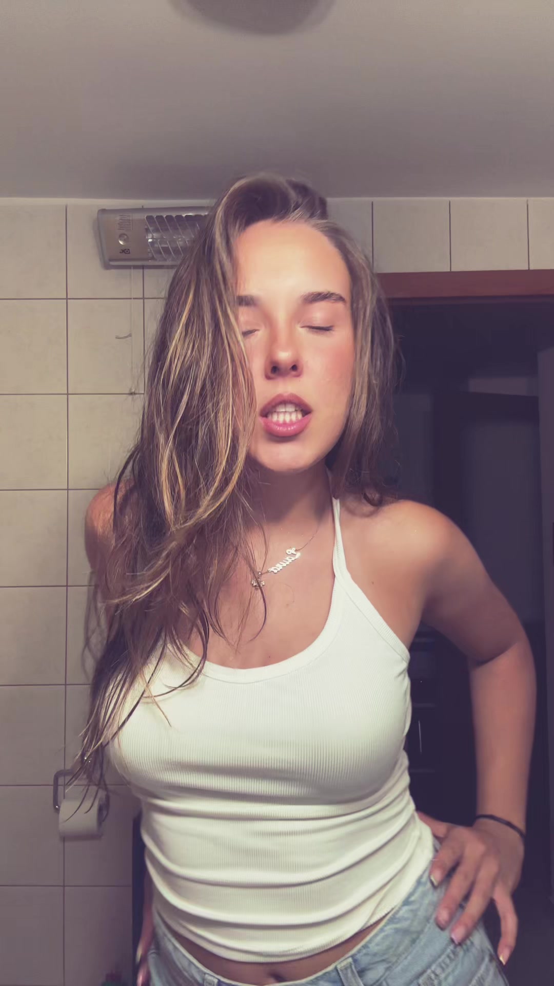 @laaauuraaaaaa