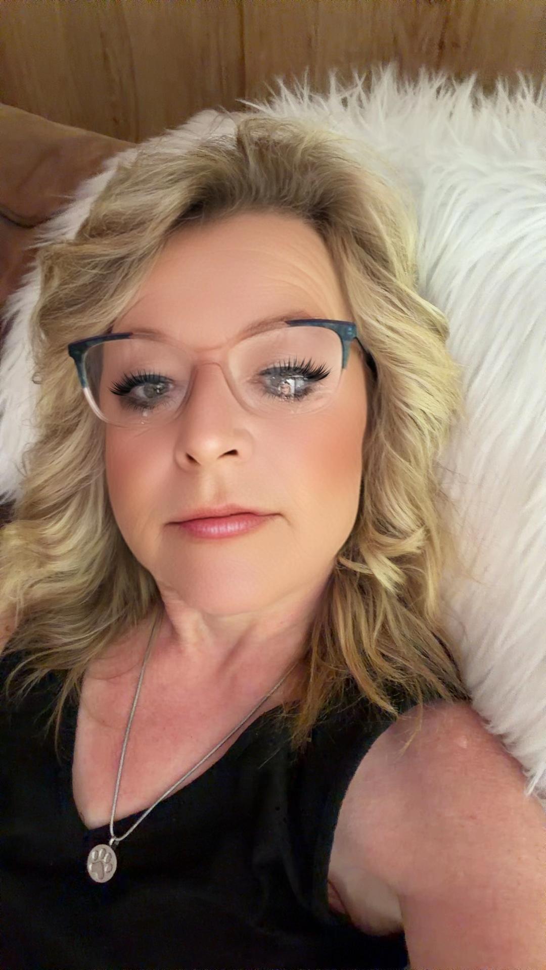 @Baygirl143 🇨🇦💚🤍💚🤍