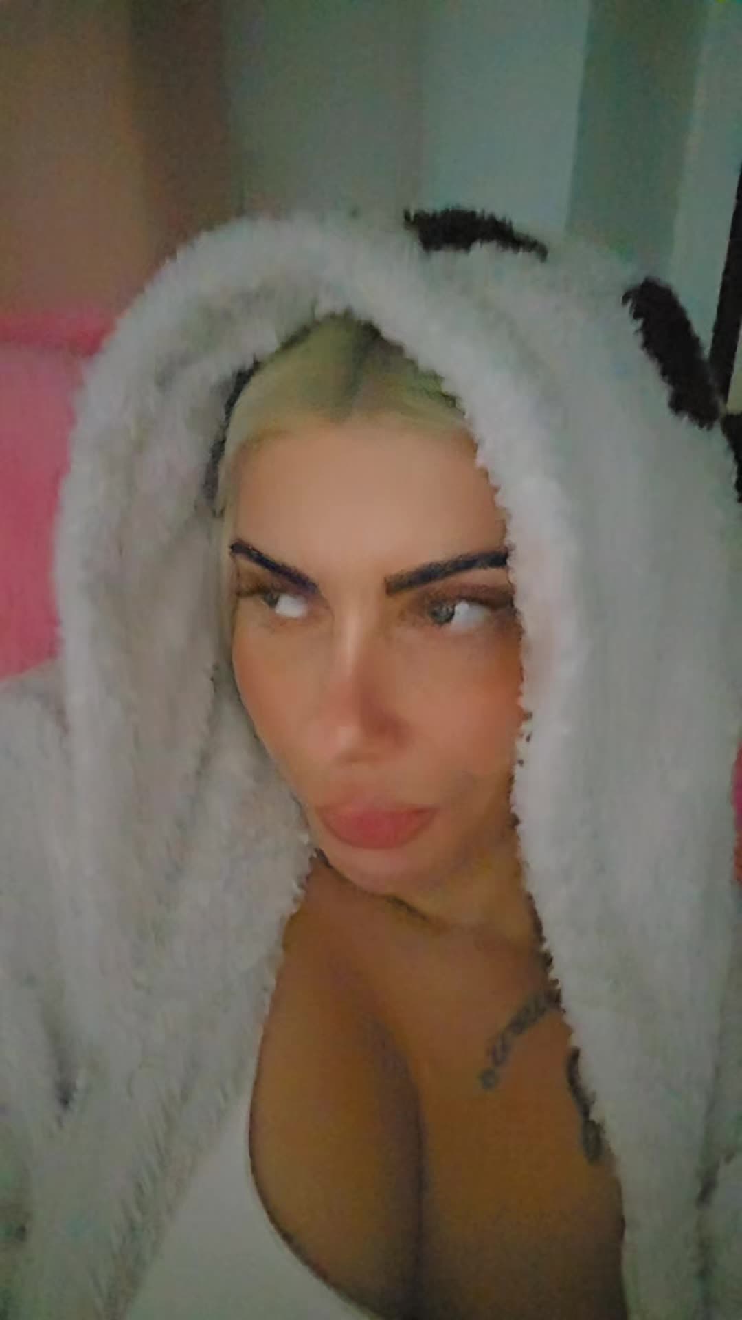 @Angela Olla