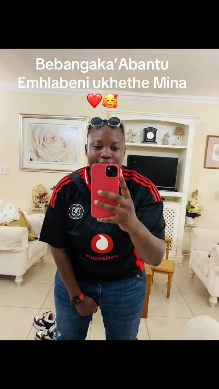 @masandemazinyo#mlunguOmnyama