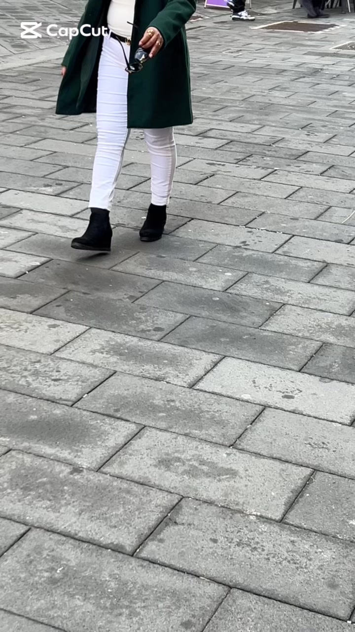 @KomalBella