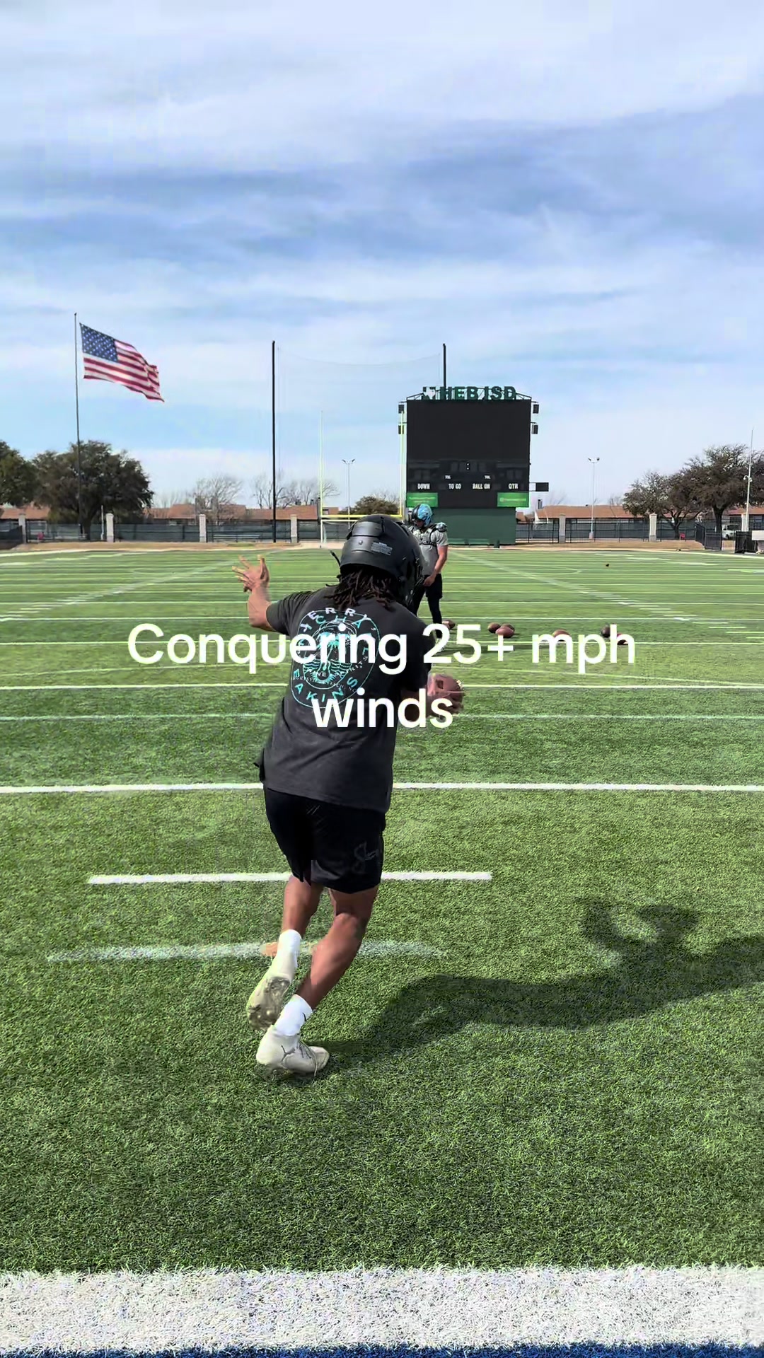 @4thDownHero