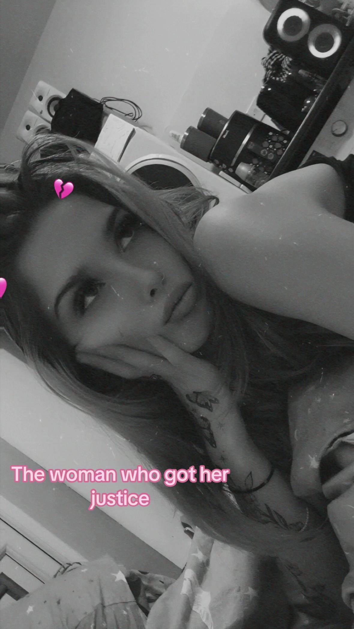 @Hollsxo21xo