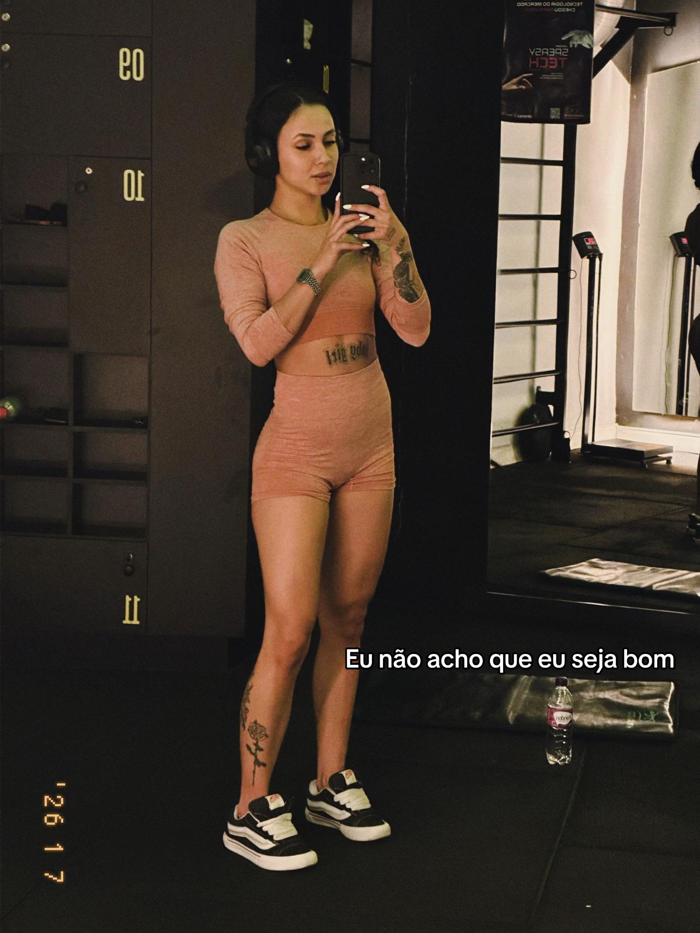 @Gabriela
