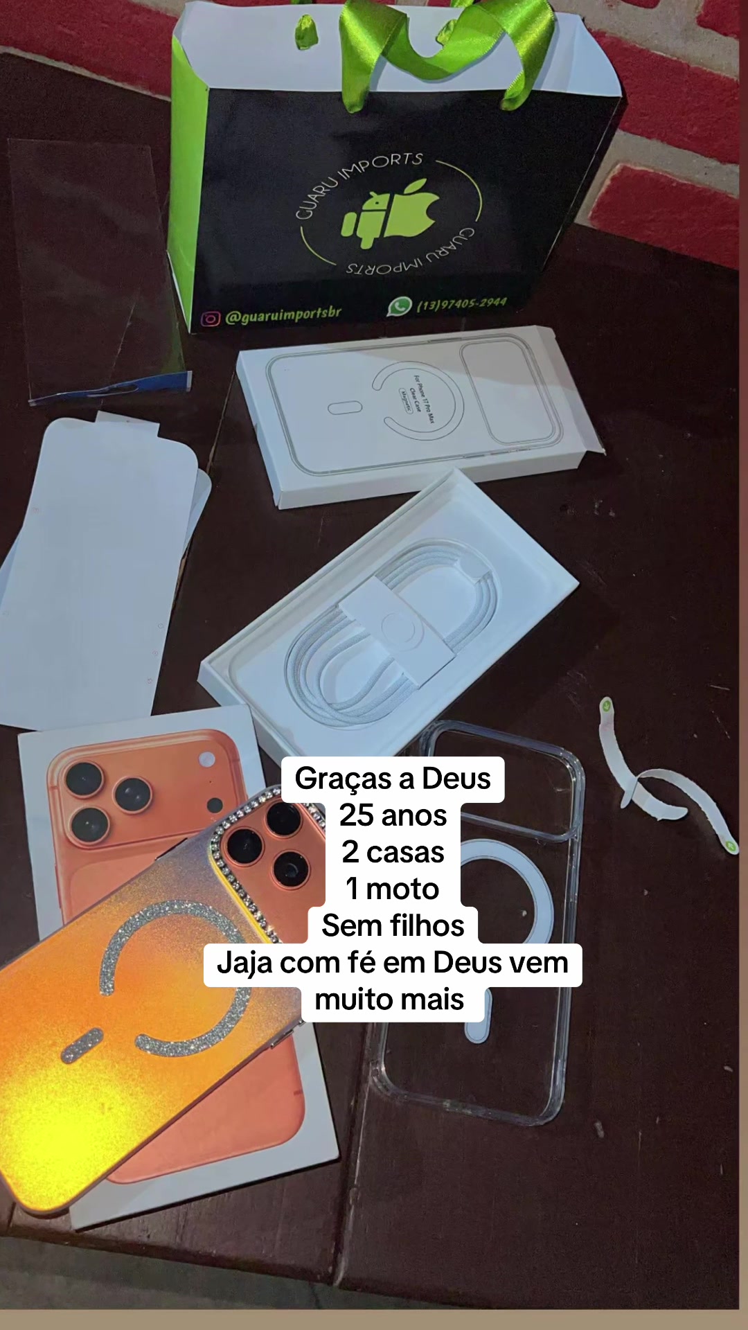 @carlatainaanjos