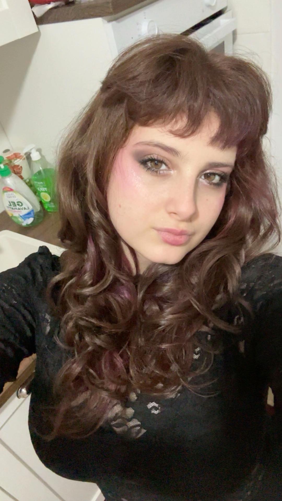 @; fia 🍥