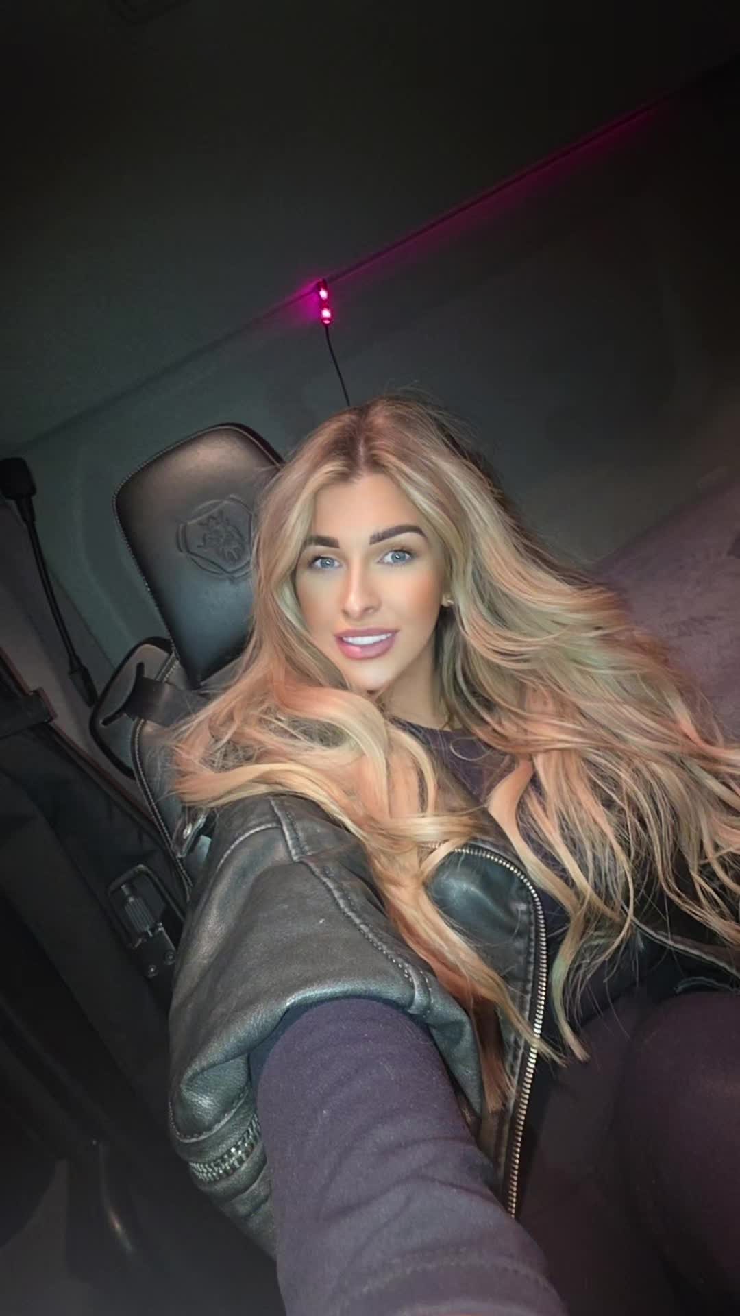@kayla young
