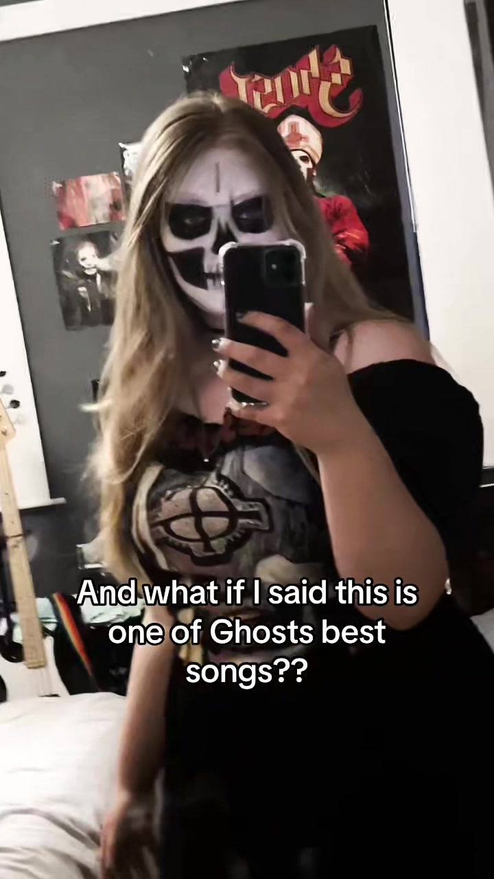 @Immie 🖤🎶👻