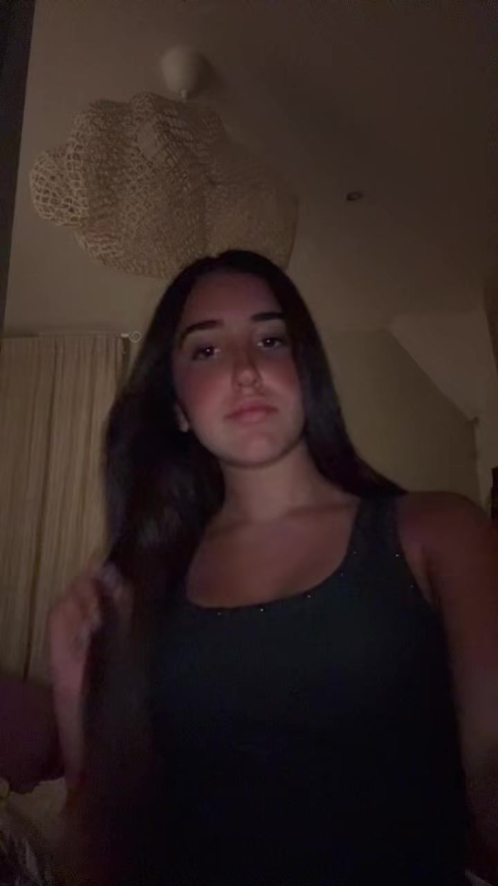 @bensimonn_