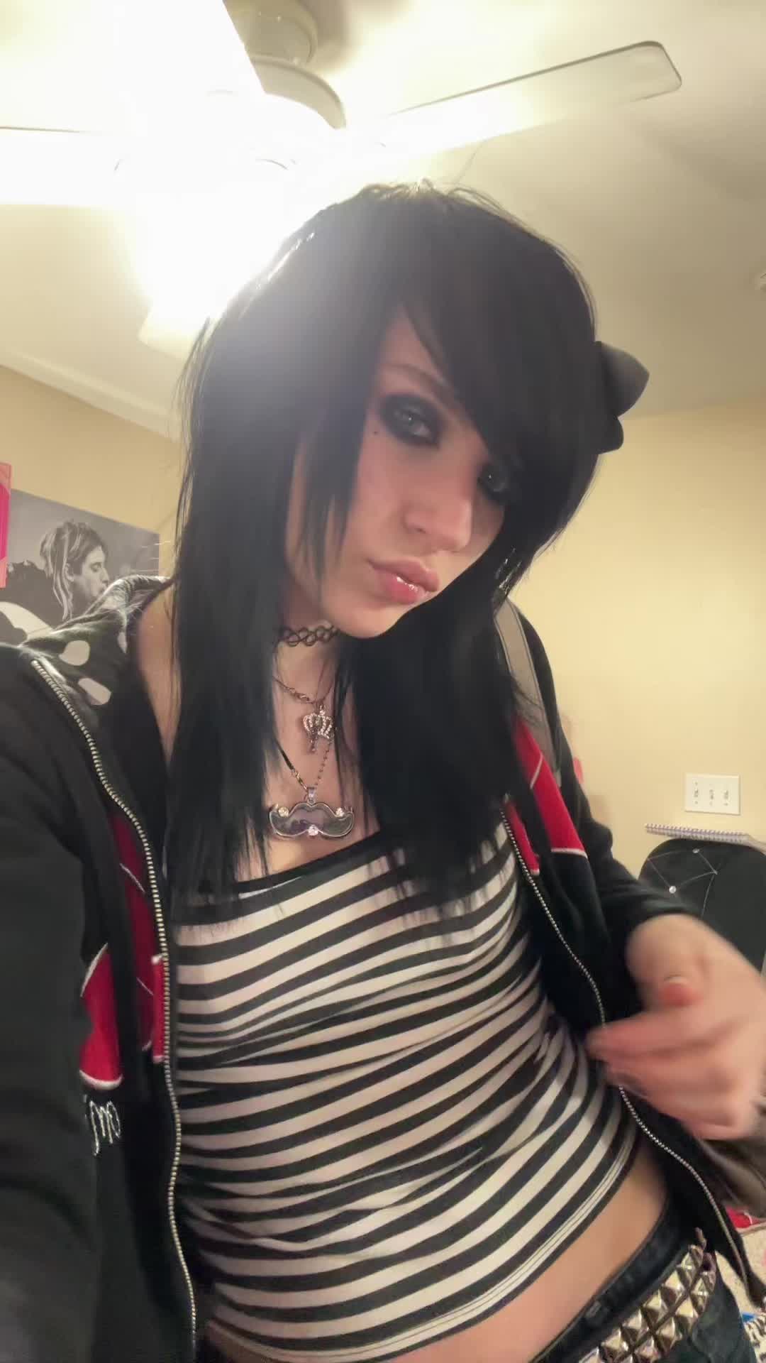 @thackerymustdie