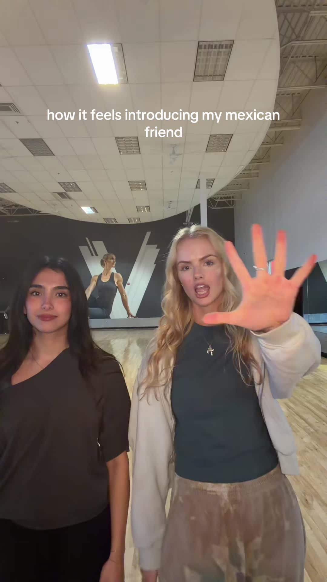 @rachelleahtia