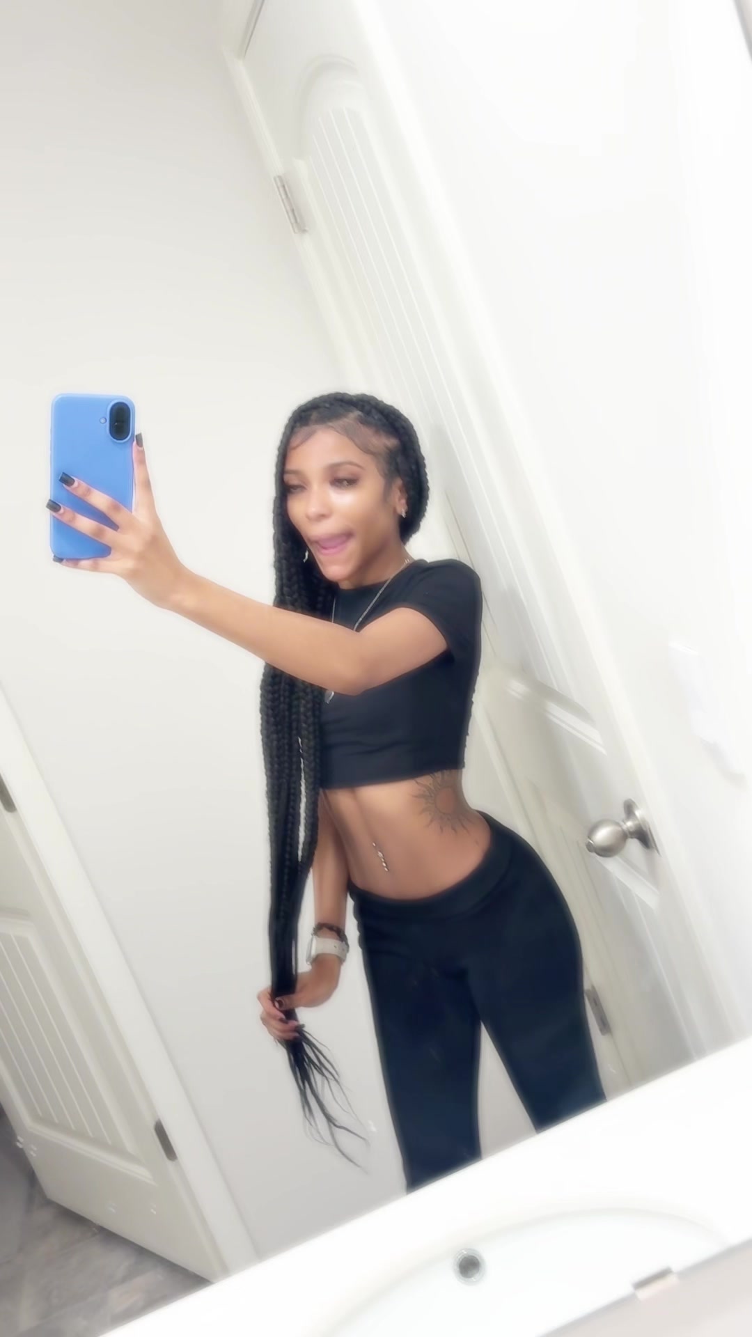 @nay5