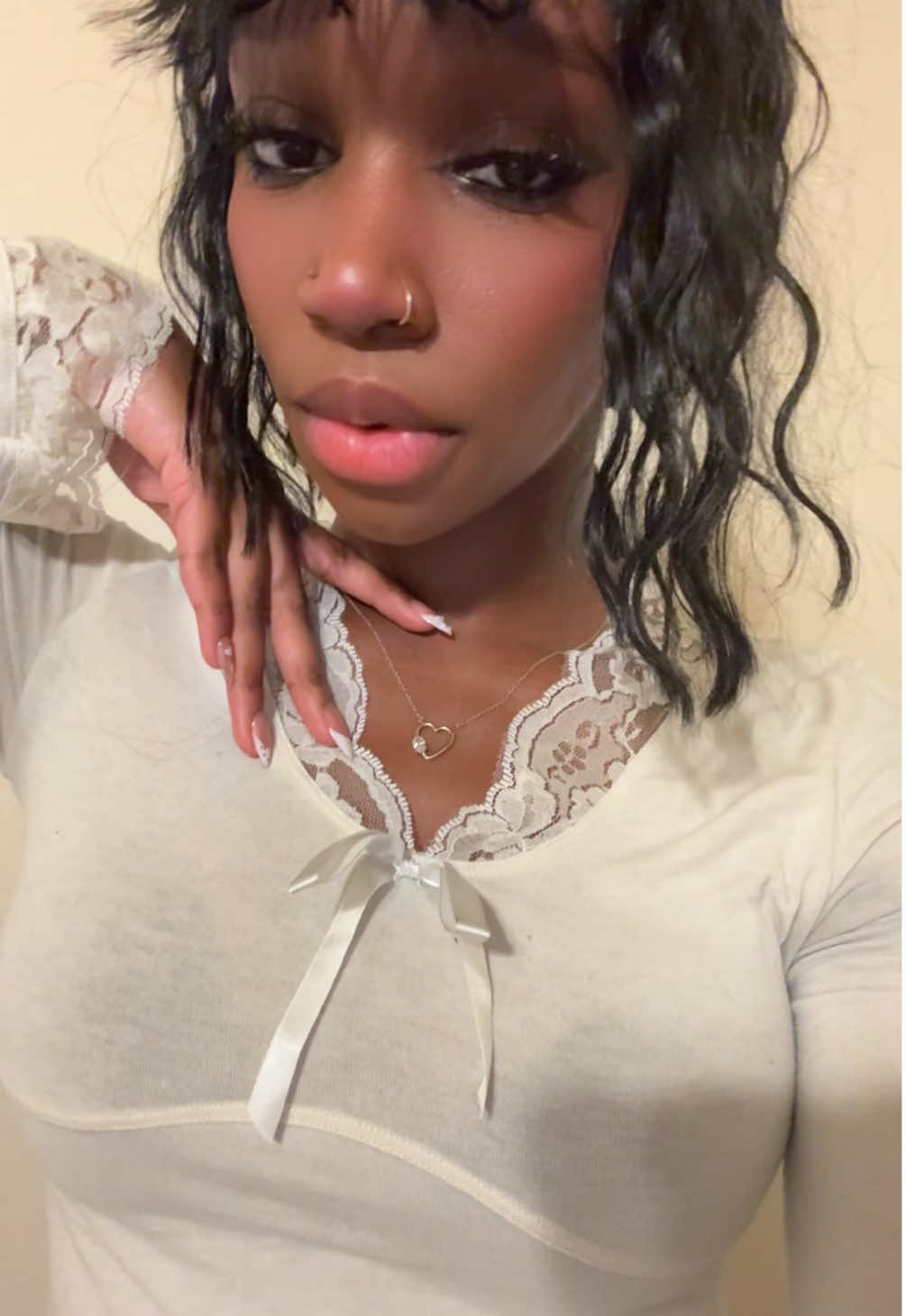 @🧸ྀི𝙱𝚞𝚐𝚎𝚢𝚎𝚣˚.🎀༘⋆