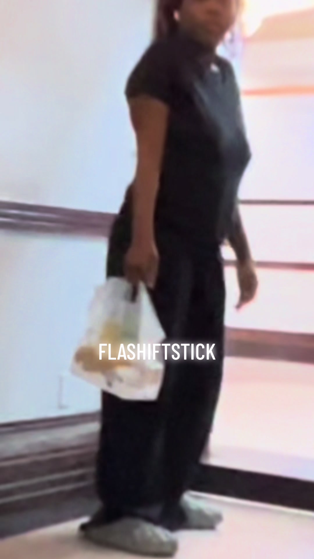@FLASHIFTSTICK_
