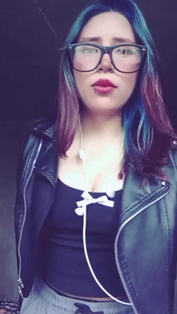 @Girgl_10k