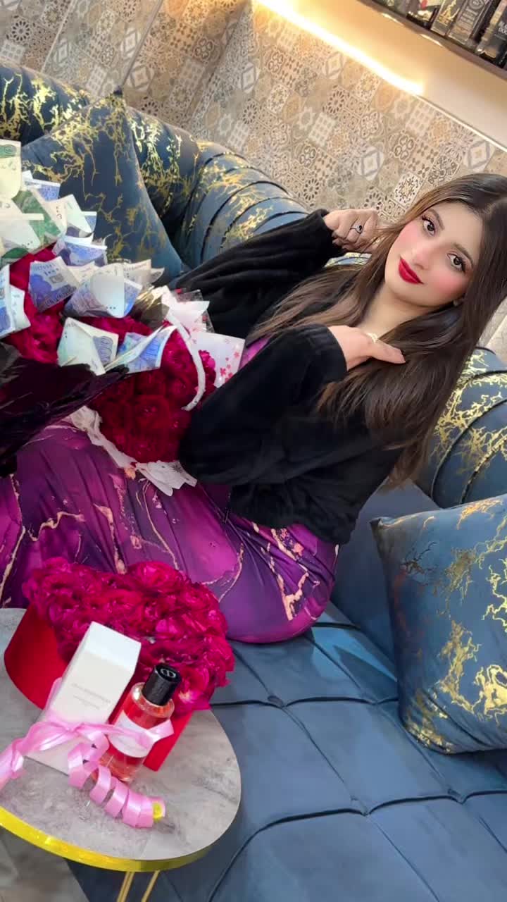 @Malaika Hashmi🐥