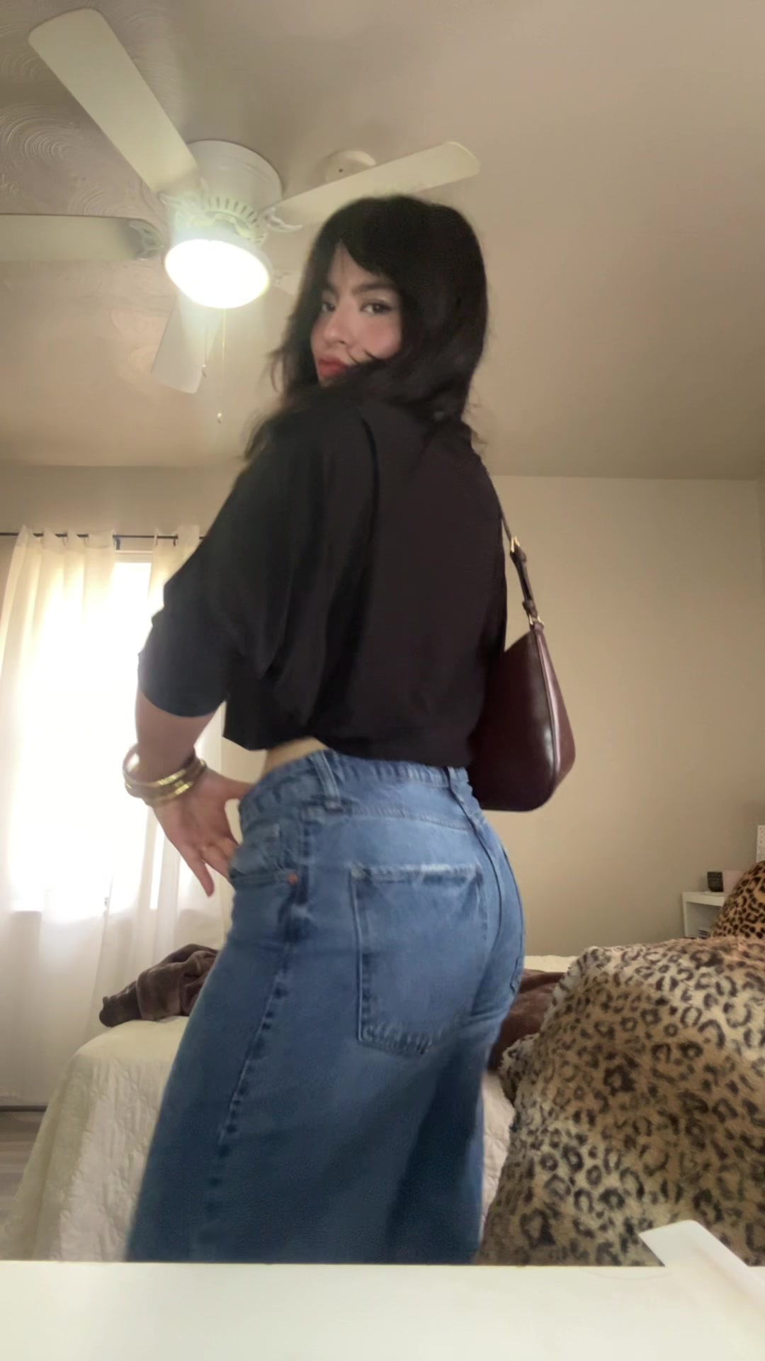 @lizbethrojocampuzano