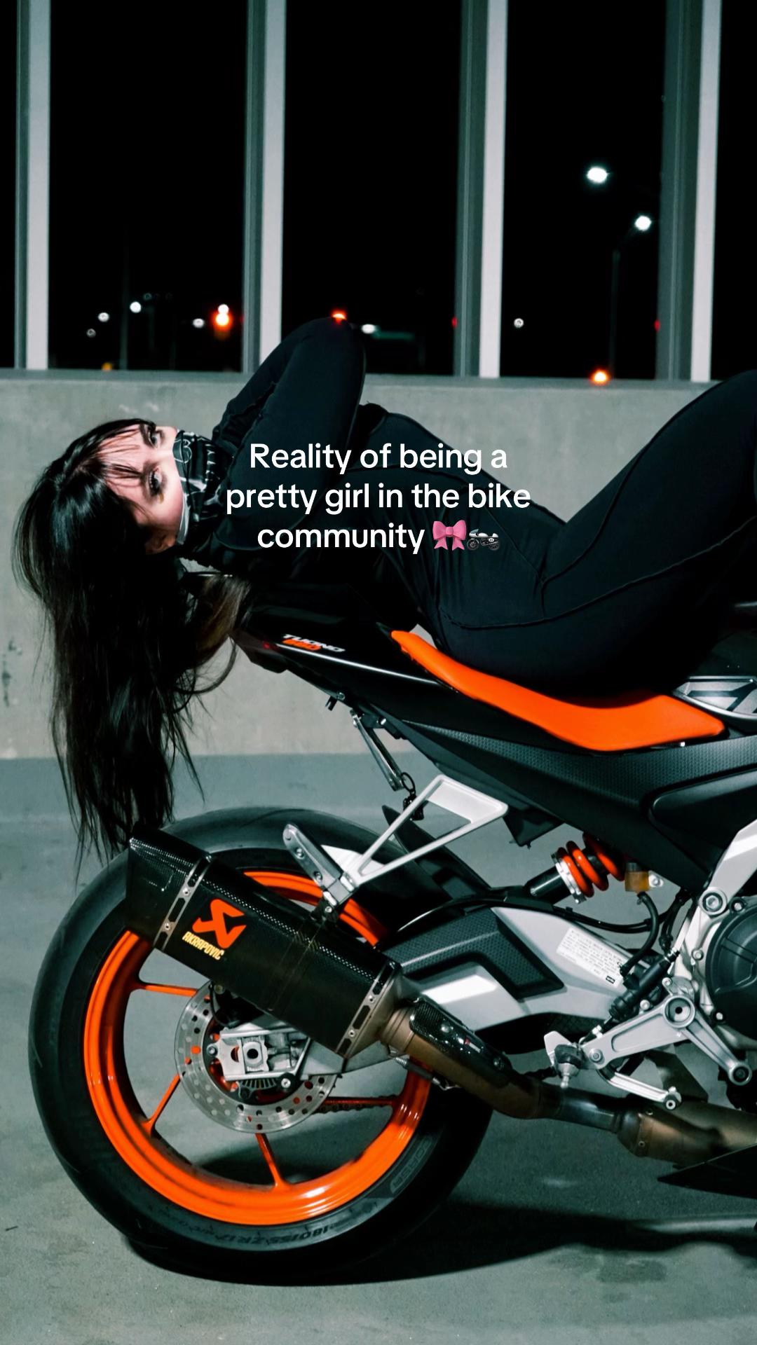 @𝔲𝔷𝔟𝔢𝔨 𝔡𝔬𝔩𝔩