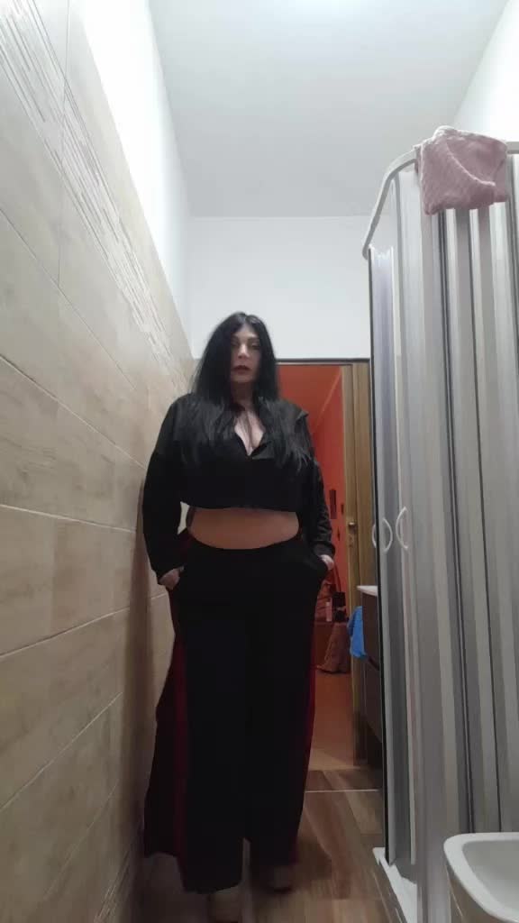 @user1374615302565