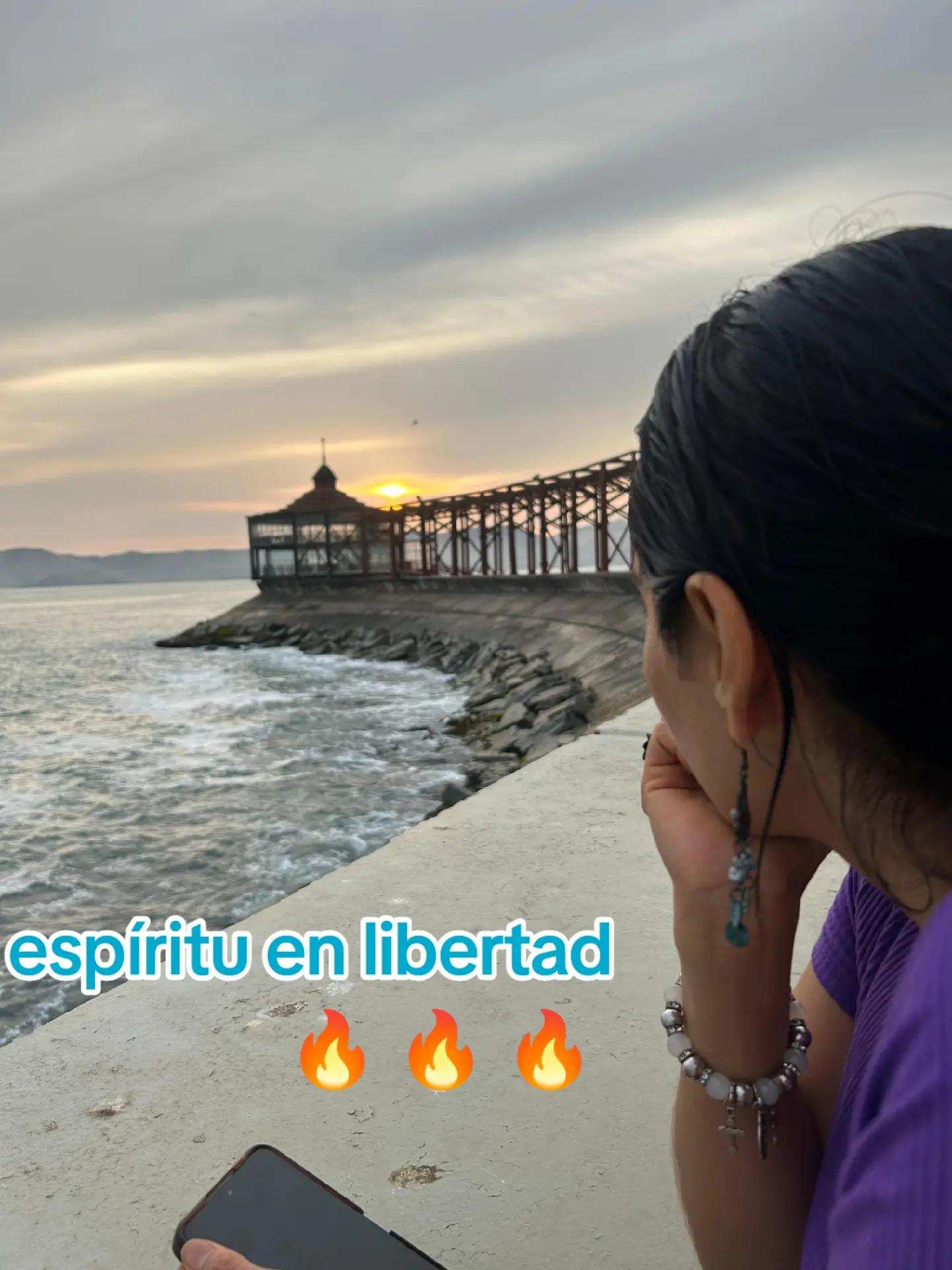@Helena999