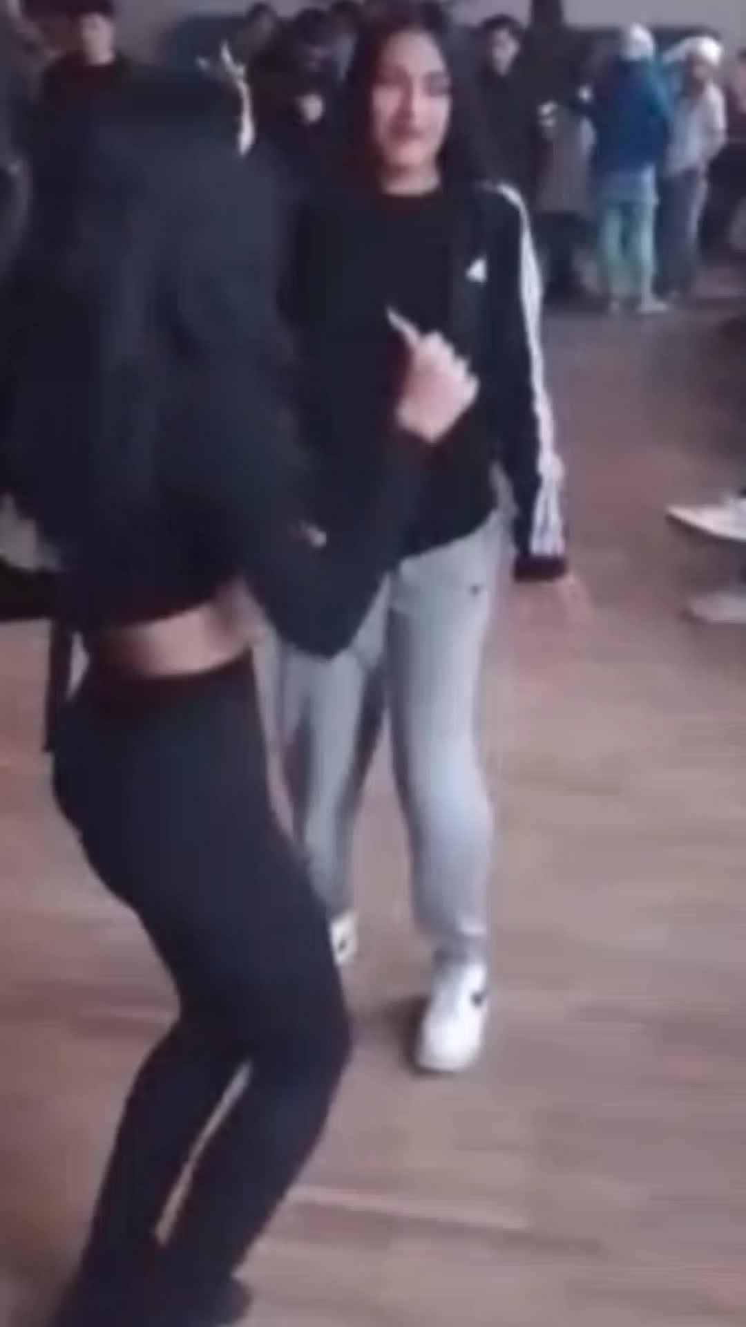 @Melcsy😈❤️