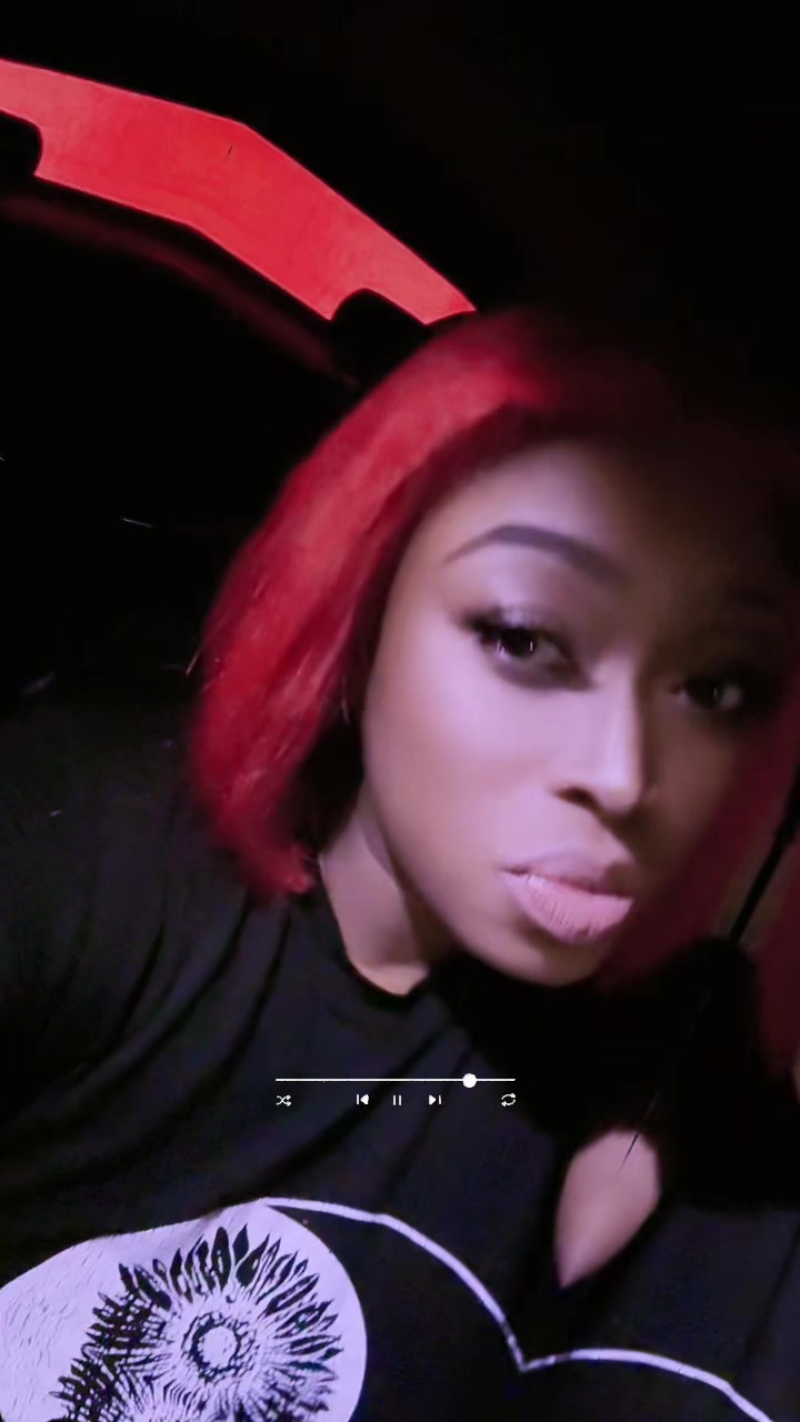@Shonti_Adore