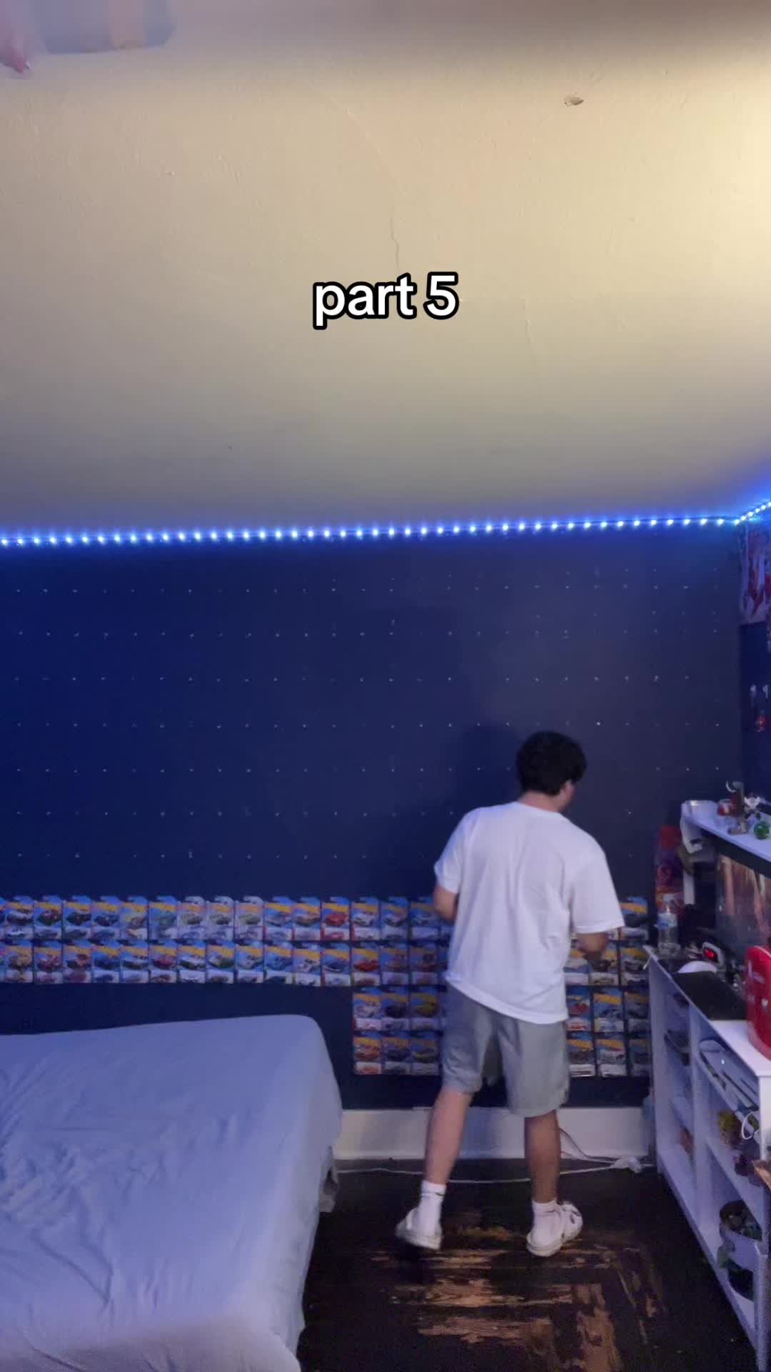 @Hotwheels&bull;Eloyb