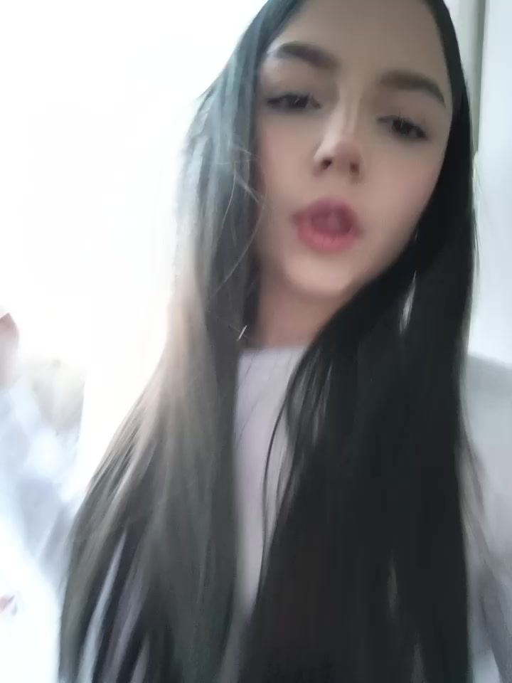 @Каролина