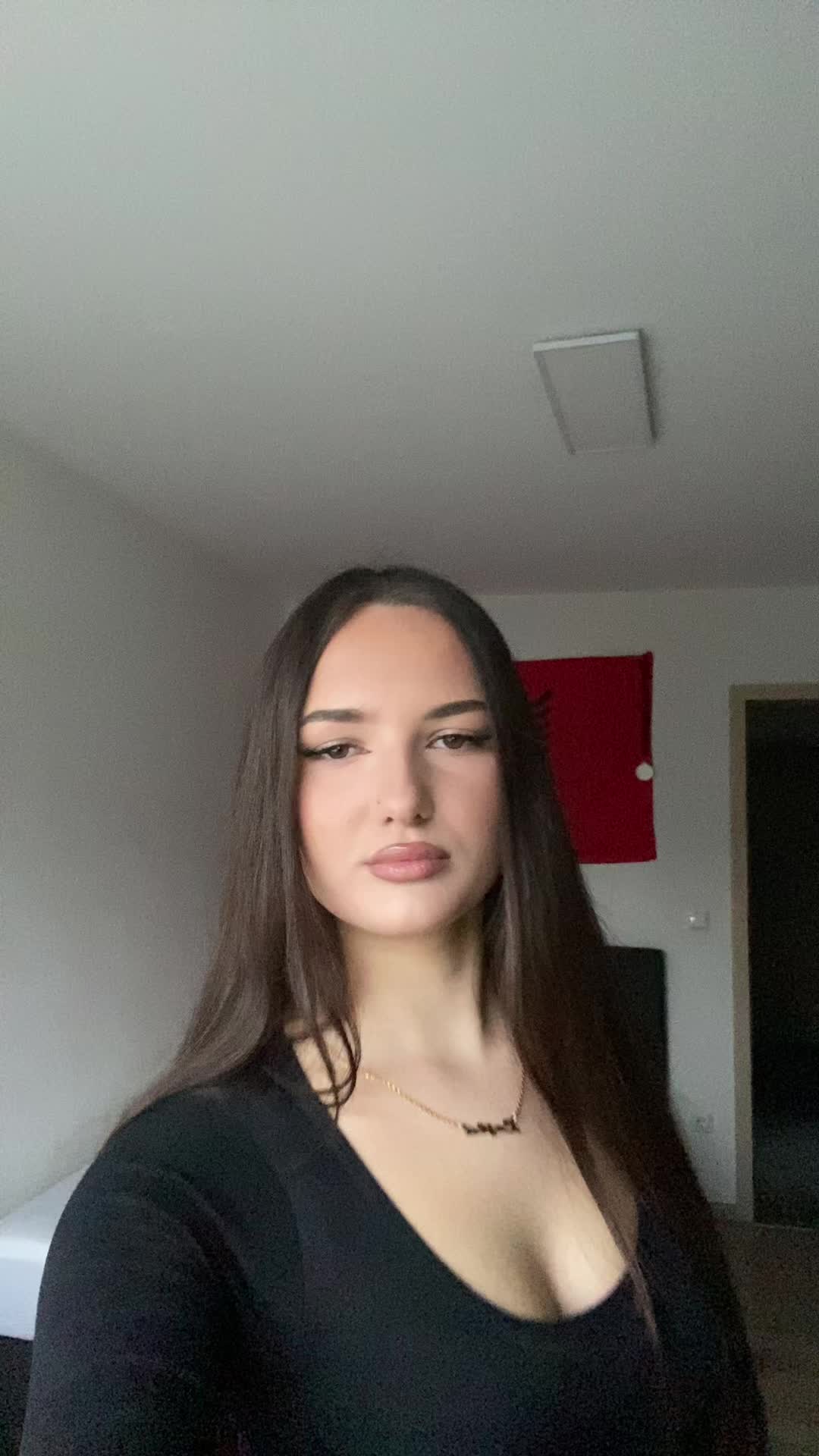 @🇦🇱