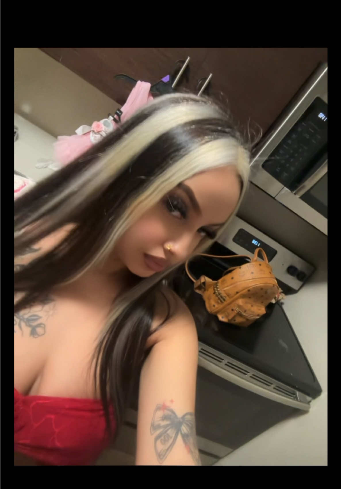 @𝔅𝔯𝔦🌹