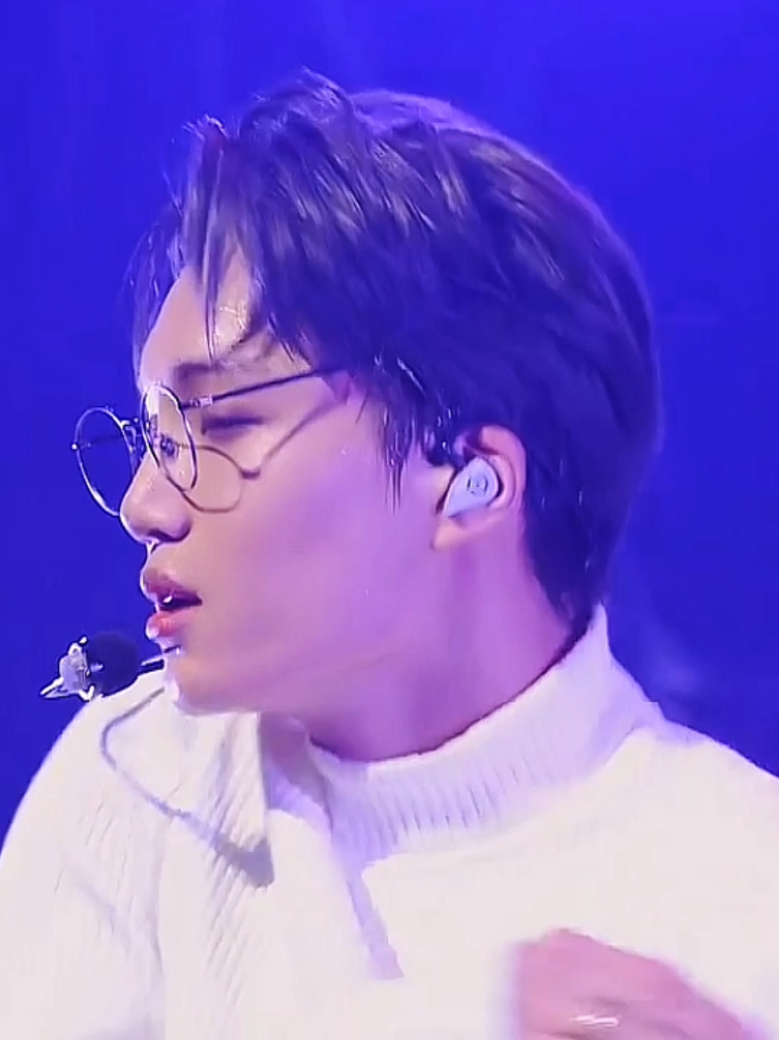 @acervo kim jongin