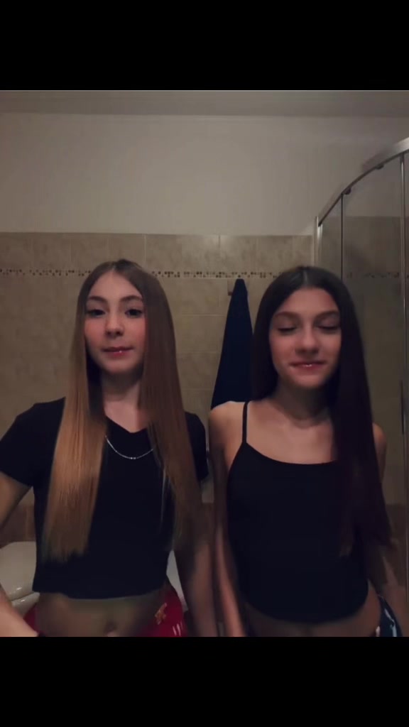 @lisa&amp;ari🌹