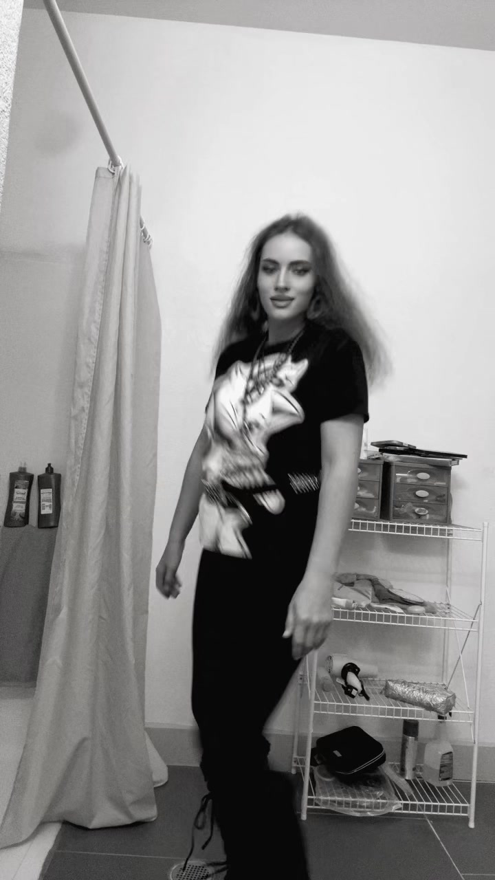@Jade259924
