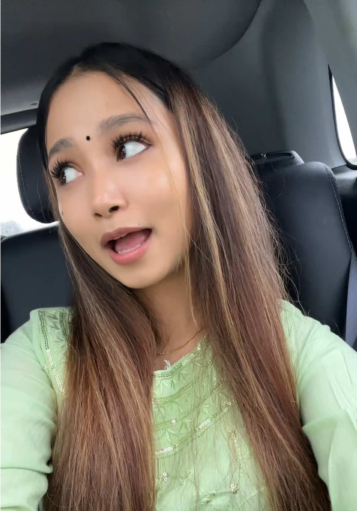@grishma_tamang 🇳🇵