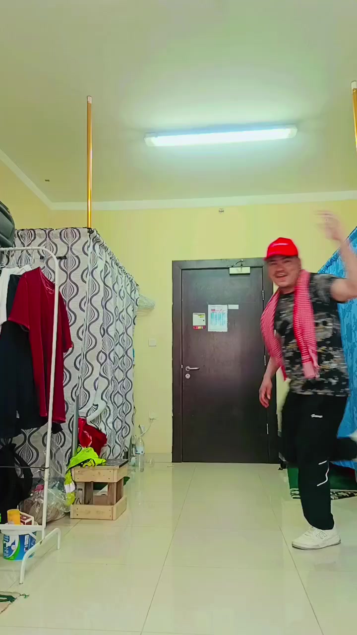 @[ B.G ] >Man < [🕑] danc🇶🇦