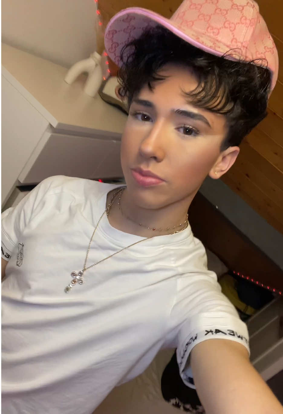 @𝘮𝘢𝘵𝘩𝘦𝘰🐈&zwj;⬛