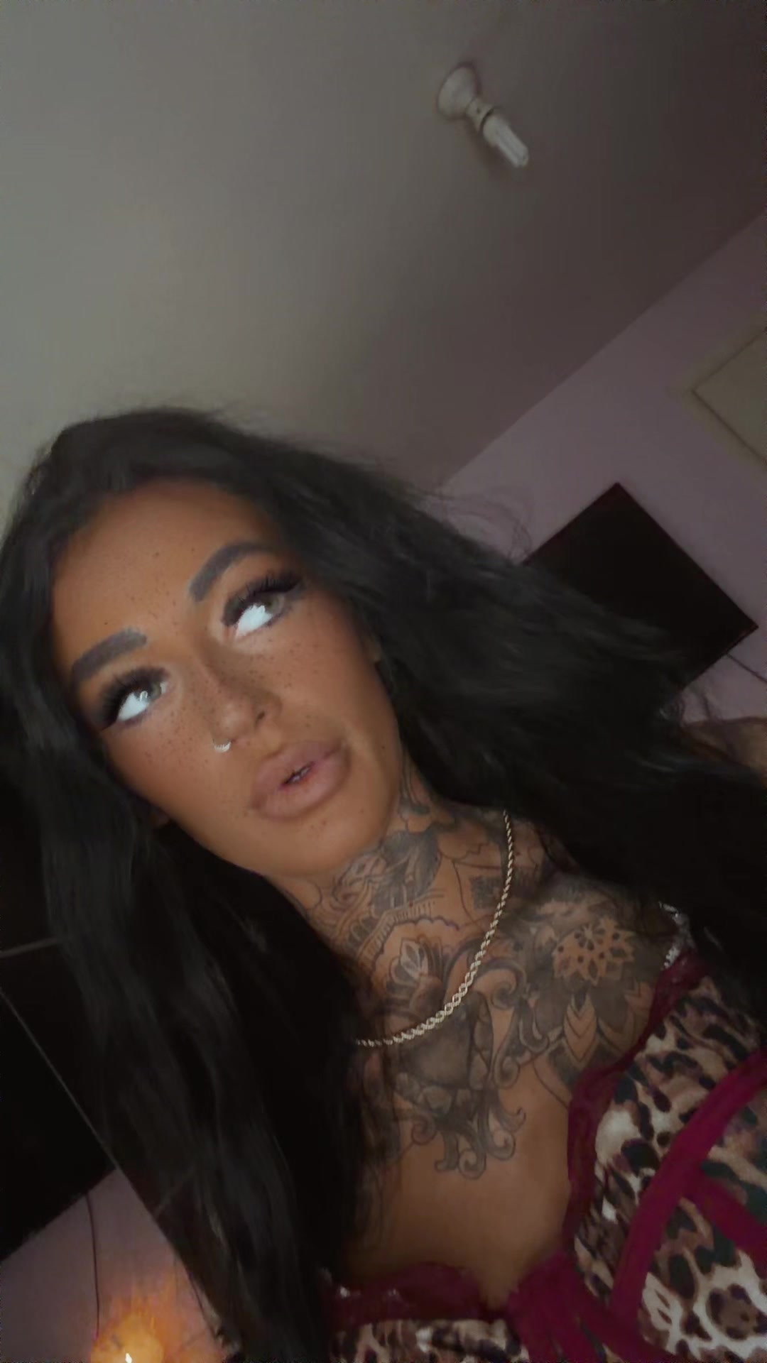 @𝓒𝓪𝓻𝓵𝓪🖤