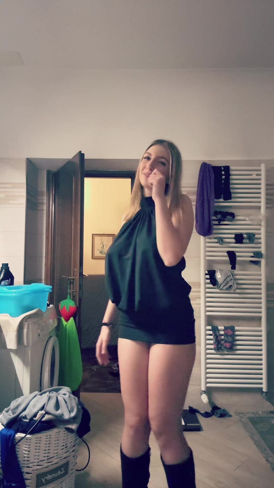 @𝓜𝓮𝓭𝓮