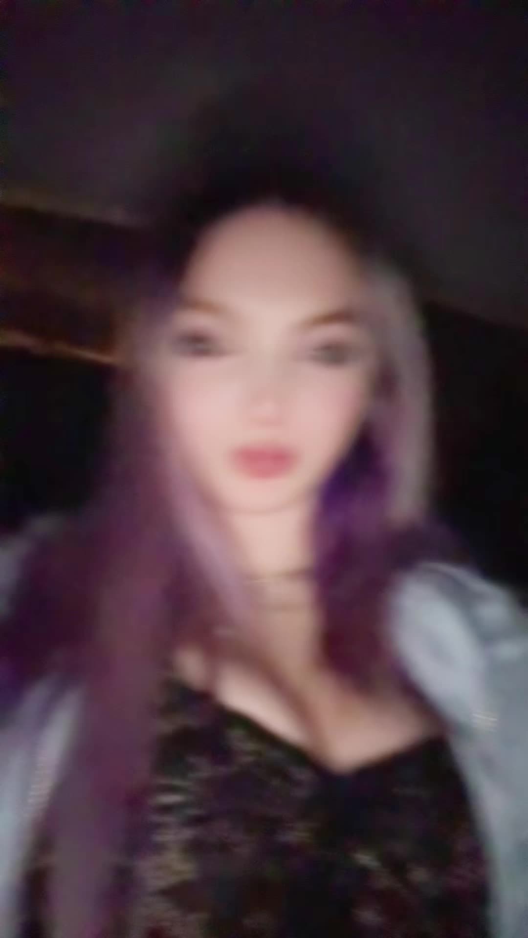 @Miabella