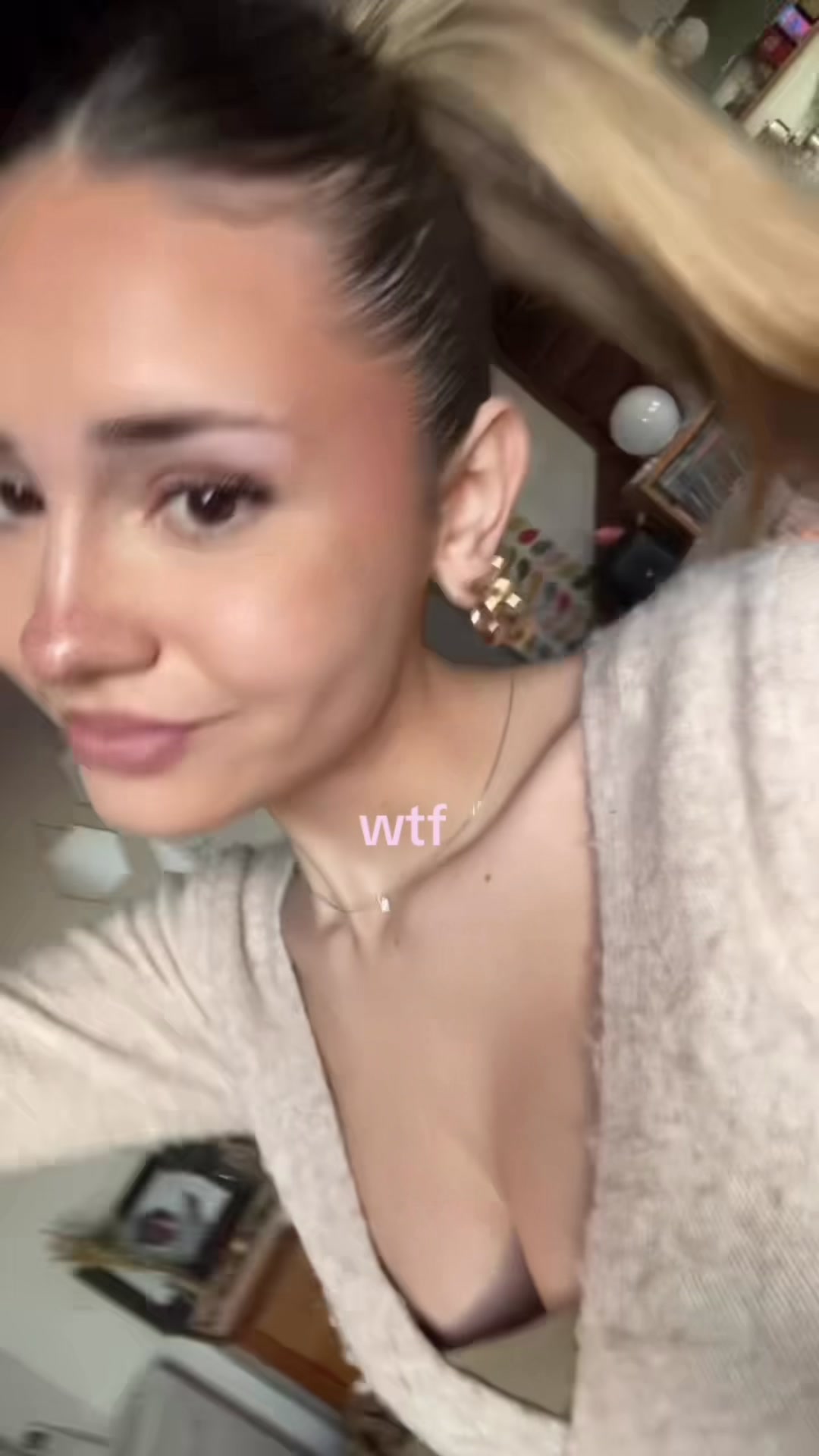 @chloe
