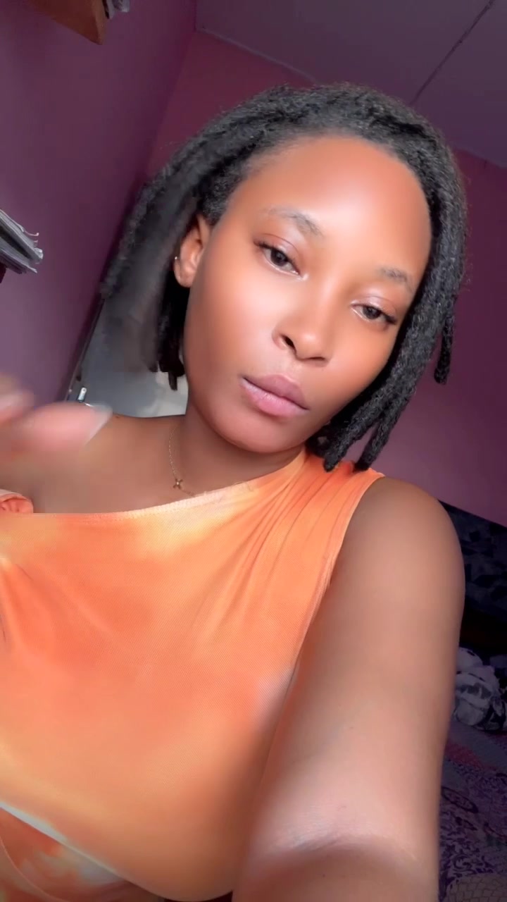 @FRANCESCA🌸