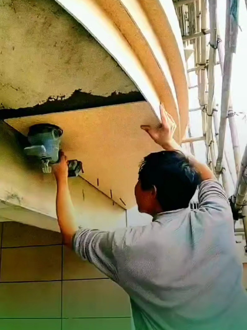 @thợ x&acirc;y 68