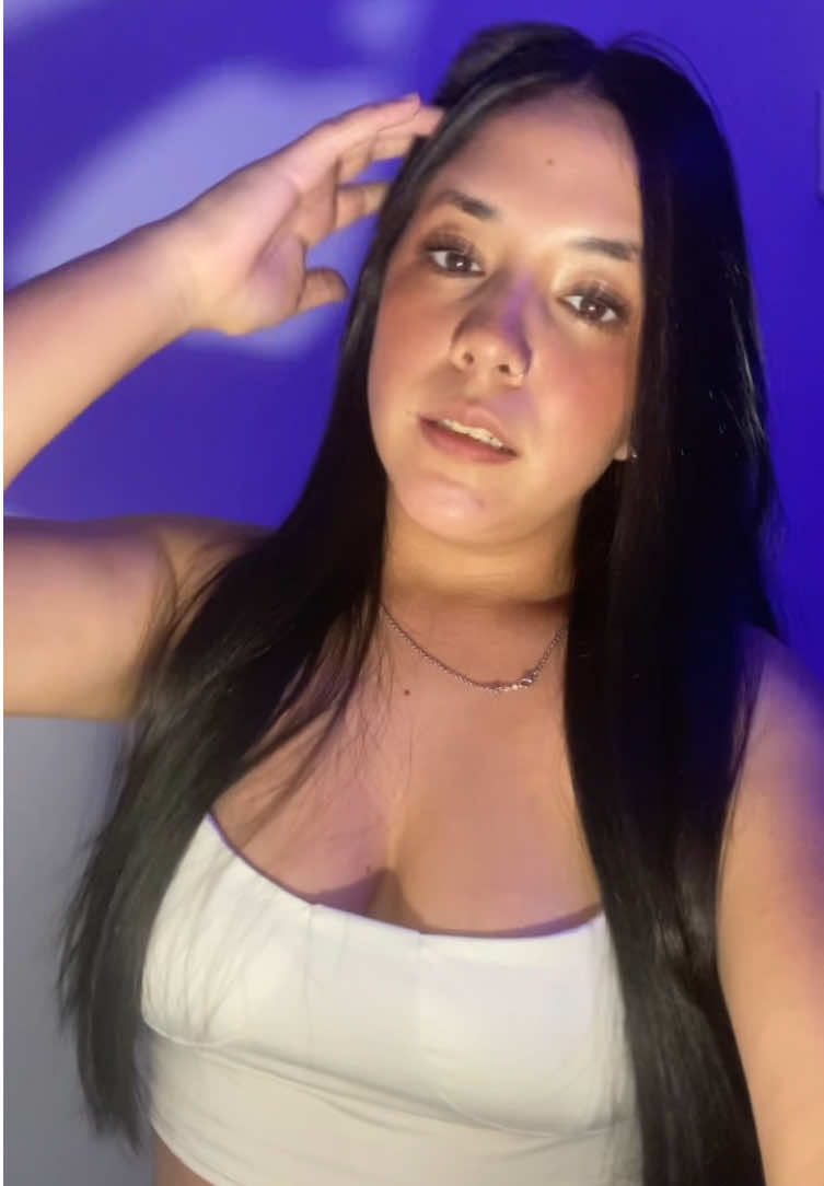 @Selena🍒