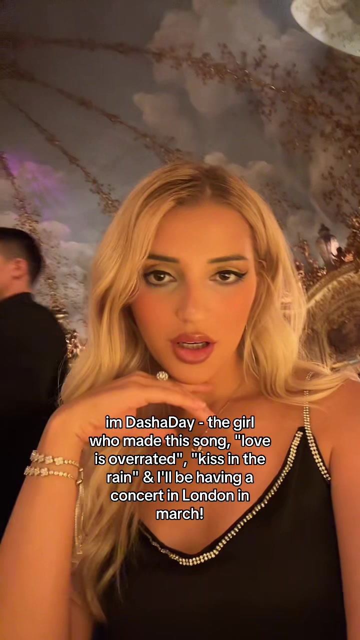 @Dasha Day