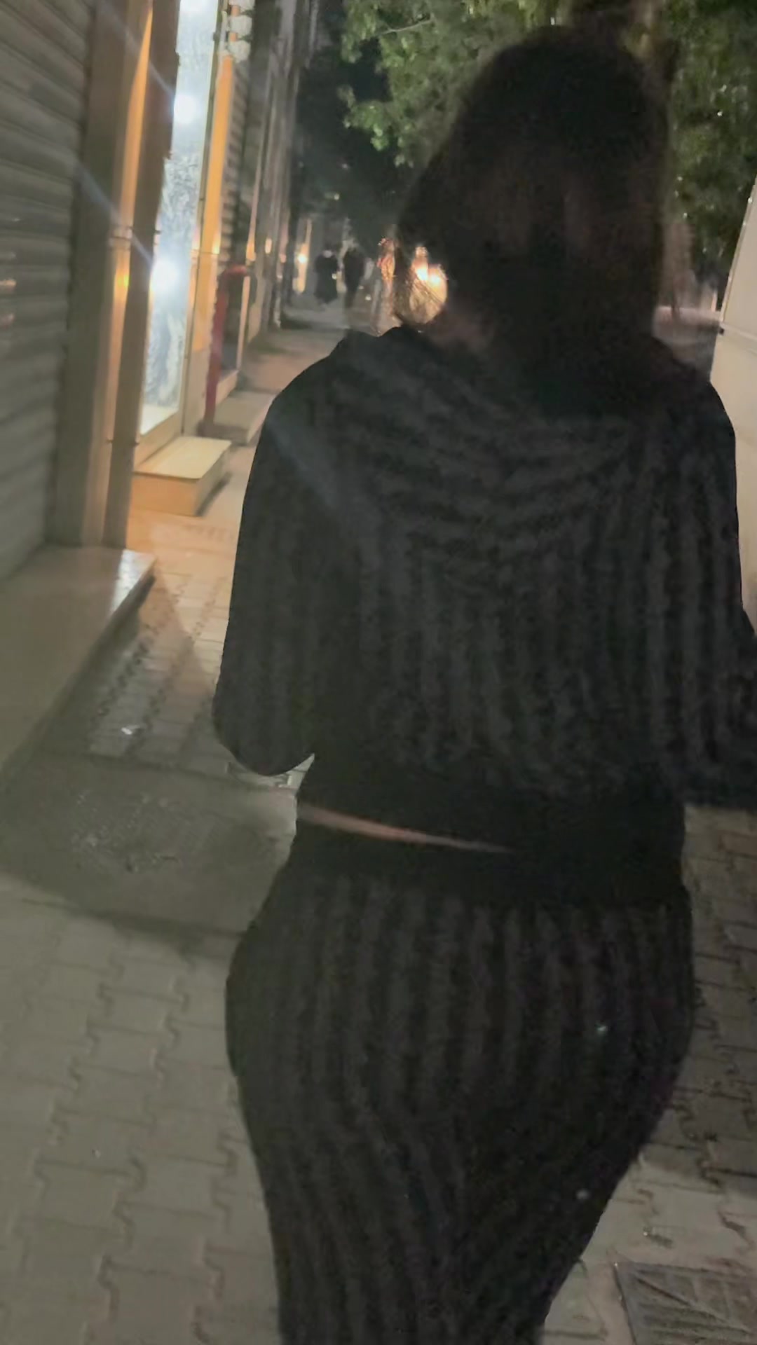 @hananelapou&eacute;e